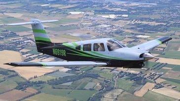 Piper P A28 R 201 T Turbo Arrow Iv