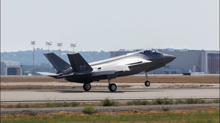 C F35 Kanada Abgehoben.jpg
